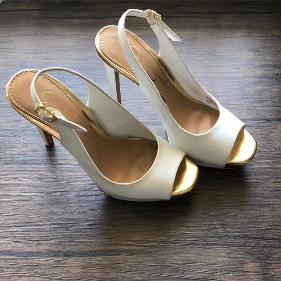 Jessica Simpson Shoes - Jessica Simpson Slingback heels